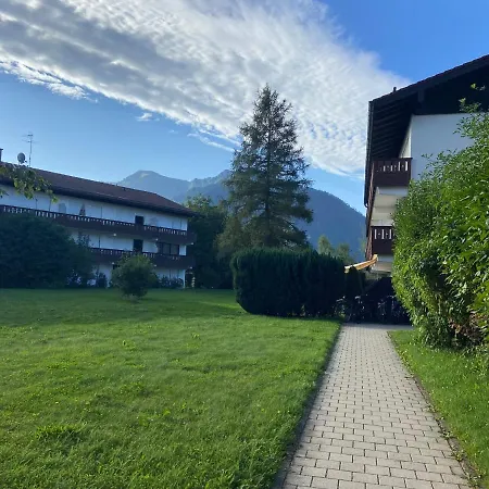 Daire Alpenpanorama Von 2 Balkonen